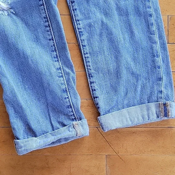 GAP Distressed Blue Jeans Sexy Boyfriend Relaxed Fit Denim 100% Cotton Sz 4 - Picture 4 of 8